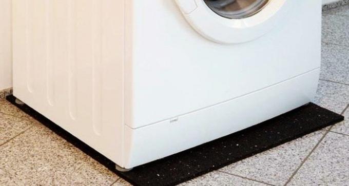 Машина за прање веша на вибрација мат