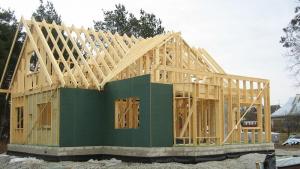 Кућа са дрвеном конструкцијом: које су њихове предности и опасности