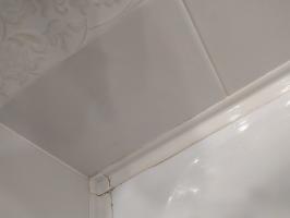 Линолеум на зидове у купатилу уместо плочица: буџет и брзо завршене без шавова, калуп
