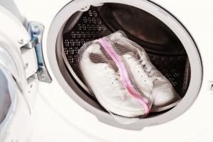 👉 6 најкориснији трикови док пере одећу