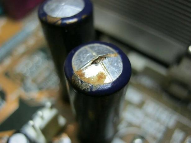 Неисправан кондензатор - главни узрок квара опреме